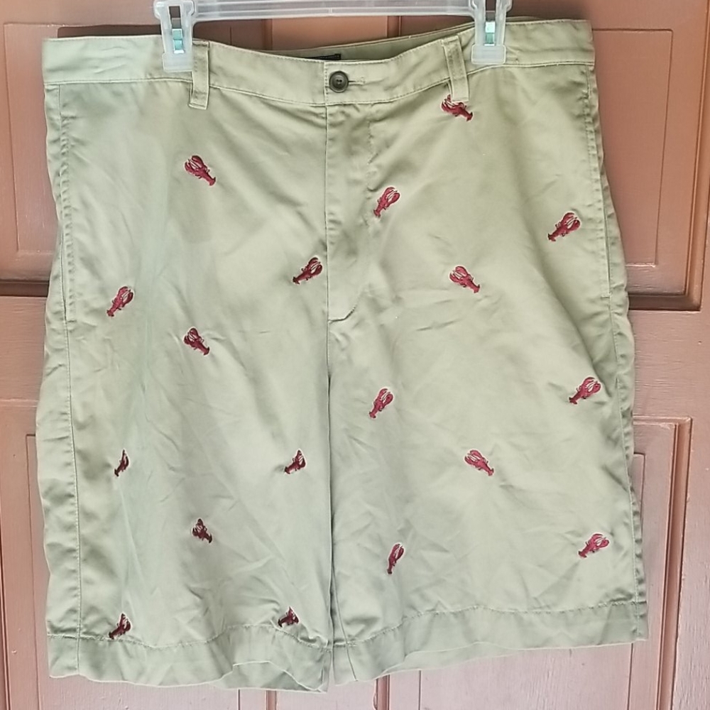 G.H. Bass lobster khaki shorts